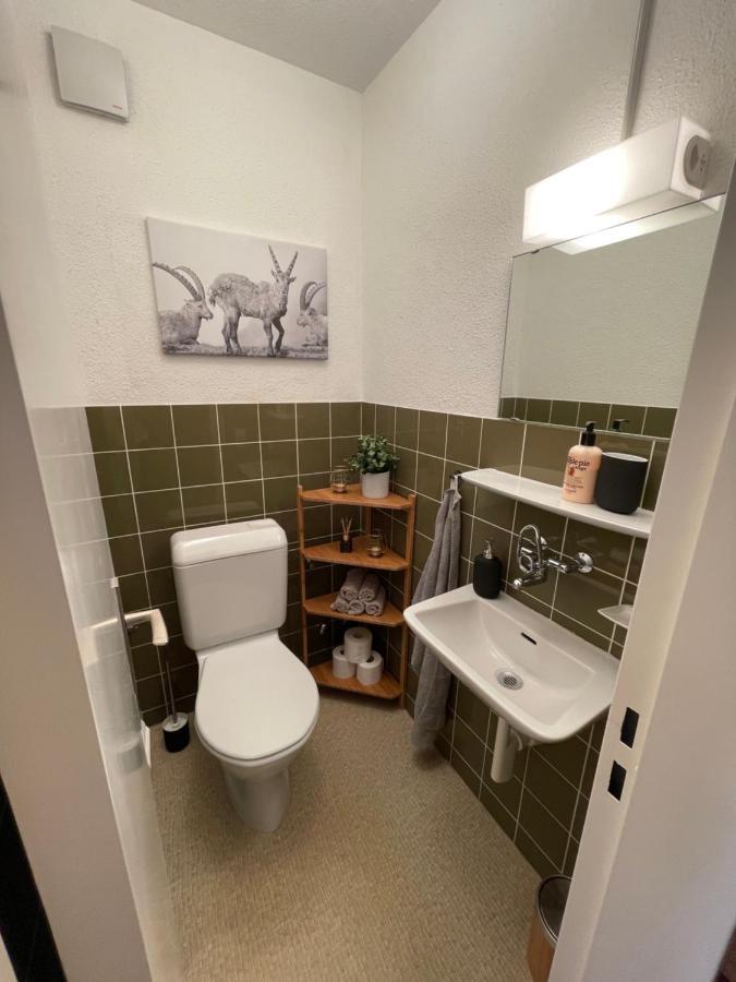 Charmante Chalet-Wohnung Im Ski-/ Wanderparadies Lenzerheide Eksteriør billede